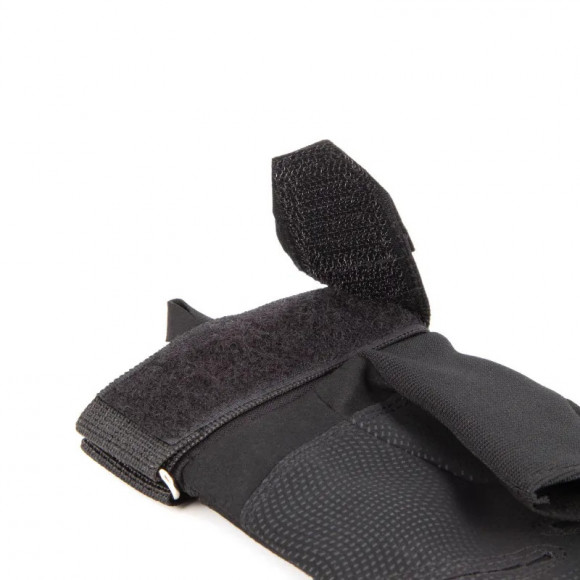 Перчатки треккинговые Следопыт Tactic без пальцев с защитными накладками черные