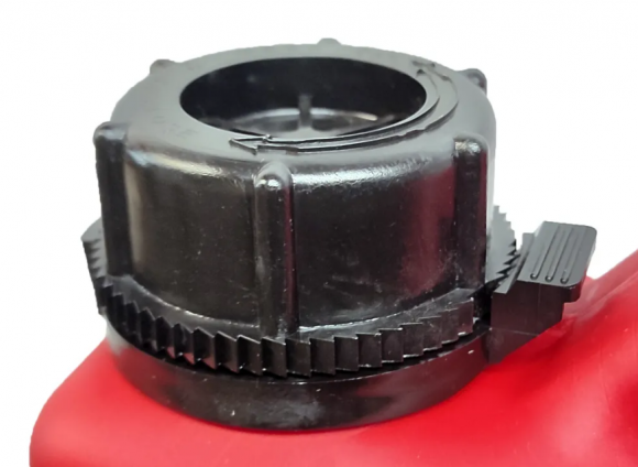 Канистра экспедиционная Экстрим-Плюс 5 литров красная Канистра экспедиционная Экстрим-Плюс 5 литров красная