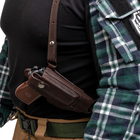 Кобура оперативная ОК-24 под ПМ с запасной обоймой на кобуре Кобура оперативная ОК-24 под ПМ с запасной обоймой на кобуре