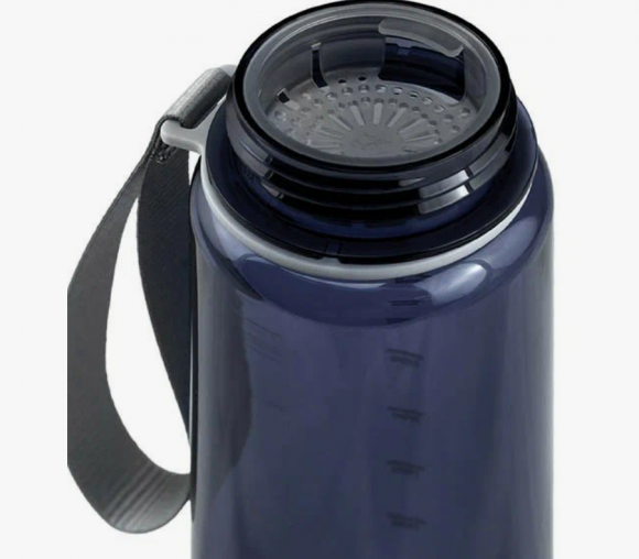 Бутылка питьевая 1000мл с ситечком Арктика 720-1000 из тритана Бутылка питьевая 1000мл с ситечком Арктика 720-1000 из тритана