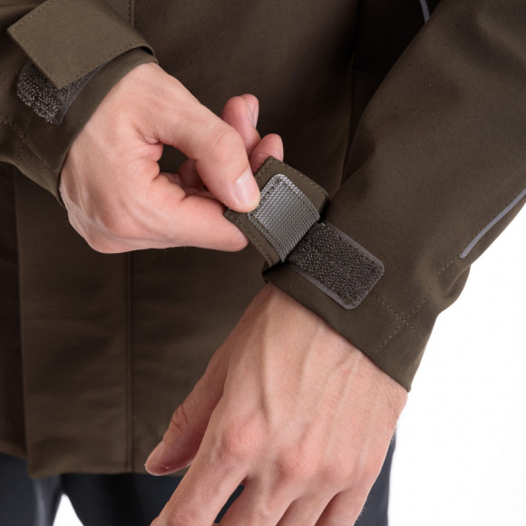 Костюм MagnumGear DINAMIC (flexshell / хаки, черный) Костюм MagnumGear DINAMIC (flexshell / хаки, черный)