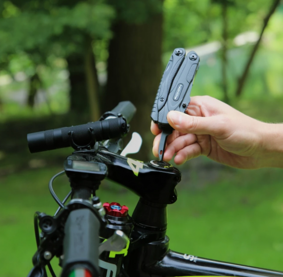 Многофункциональный инструмент Roxon SPARK CM1349 Многофункциональный инструмент Roxon SPARK CM1349