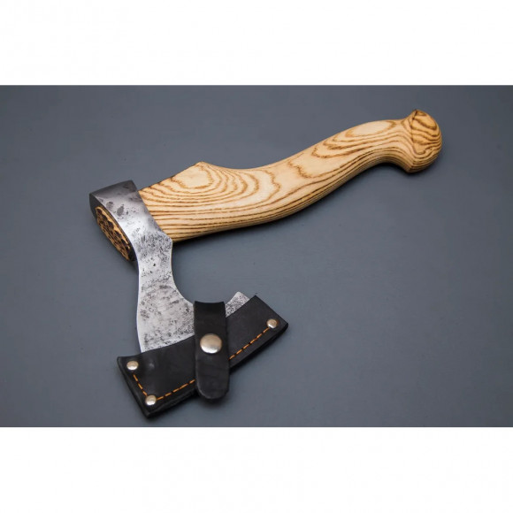 Топор ИП Семин Егерь №2 кованый из стали 9ХС рукоять ценные породы древесины