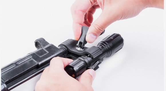 Крепление для фонаря на ствол диаметр 25.6-30мм Nextorch RM85S Крепление для фонаря на ствол диаметр 25.6-30мм Nextorch RM85S