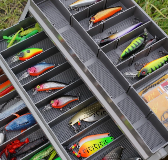 Ящик для снастей Nisus Tackle Box трехполочный цвет красный Ящик для снастей Nisus Tackle Box трехполочный цвет красный